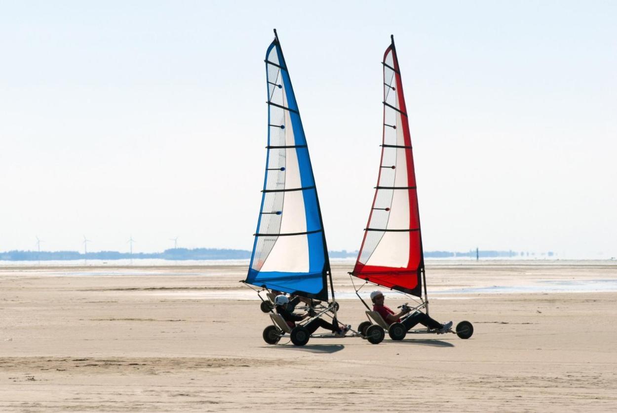 Camping La Dune Blanche 卡米尔斯 外观 照片
